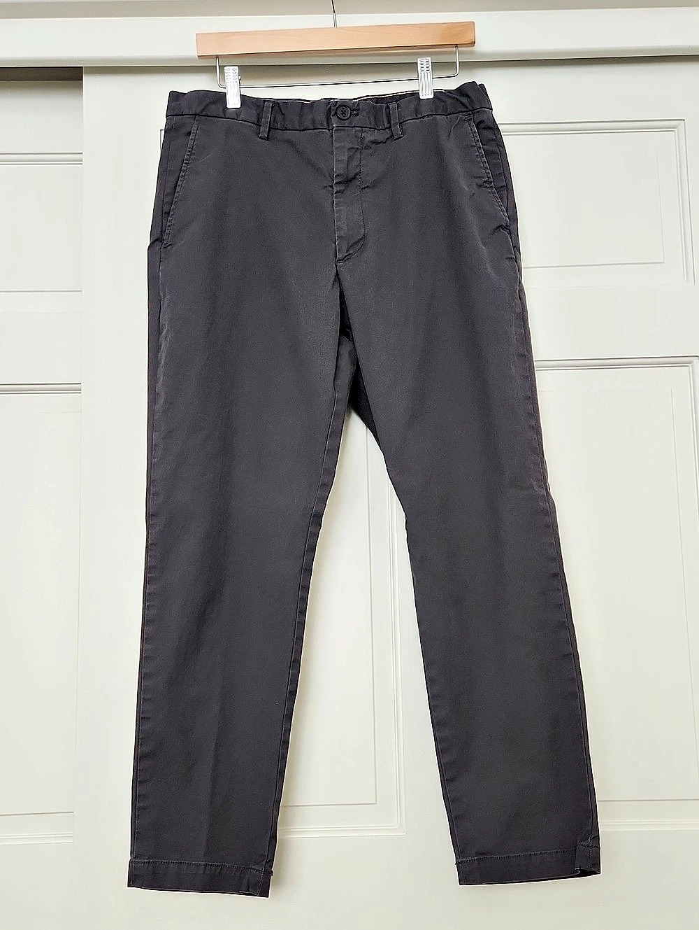 Banana Republic Lived-In Chino Athletic Fit Pants Flint Gray Waist 33